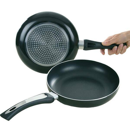 MR-1203-22 Patelnia z pokrywką 22cm