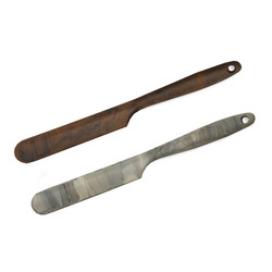 MR-1154 Szpatułka / nóż silikonowy