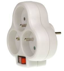 Rozgałęźnik Z-9 z uziemieniem i z wyłącznikiem 3-gniazdowy RUM-LUX