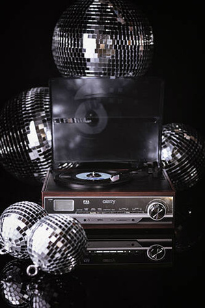 CR 1168 Gramofon z radiem i Bluetooth / MP3 / USB / SD / Nagrywaniem