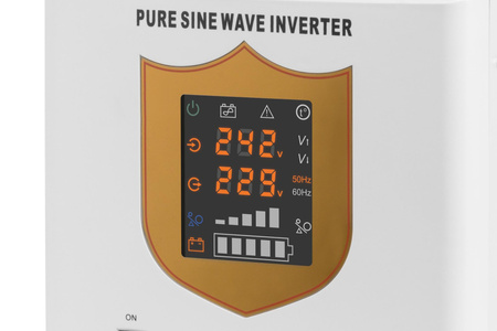 Zasilacz awaryjny KEMOT PROsinus-2600/24 przetwornica z czystym przebiegiem sinusoidalnym i funkcją ładowania 24V 230V 2600VA/1800W