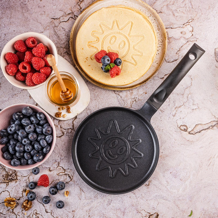 Patelnia do naleśników, wzór słoneczko, aluminiowa, nieprzywierająca powłoka, czarna, Ø18 cm, Klausberg, KB-7972 KB-7972