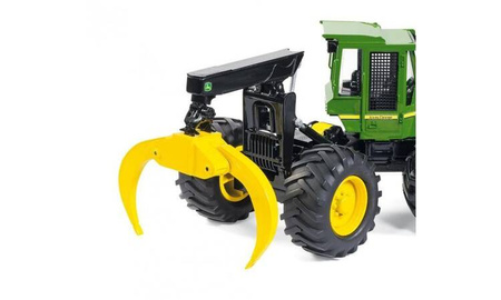 John Deere Skidder