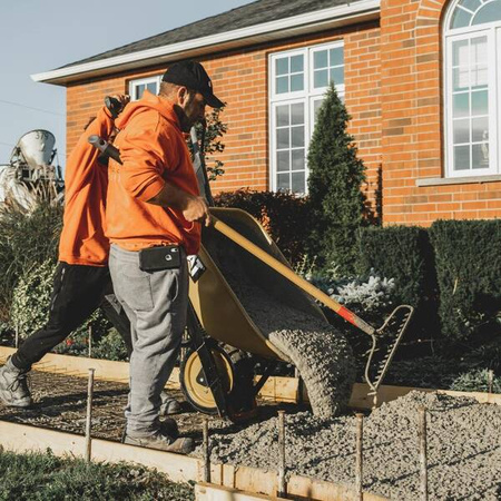 CAT Taczka J-Series 6' Steel 250kg Pneumatic Tire (841308101347) - Cat
