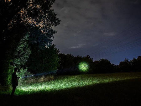 Latarka TRACER szperacz 3600mAh Green z power bankiem