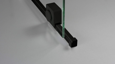 Ścianka prysznicowa walk-in 140 cm - przesuwna (KTJ N34R) - Deante