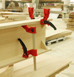 Ścisk stolarski 230kg - 600 x 100 mm KD10712 - KRAFT&DELE