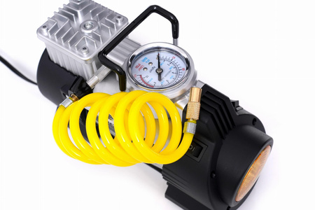 PRZENOŚNY KOMPRESOR SAMOCHODOWY 12V 190W KD1468 - KRAFT&DELE