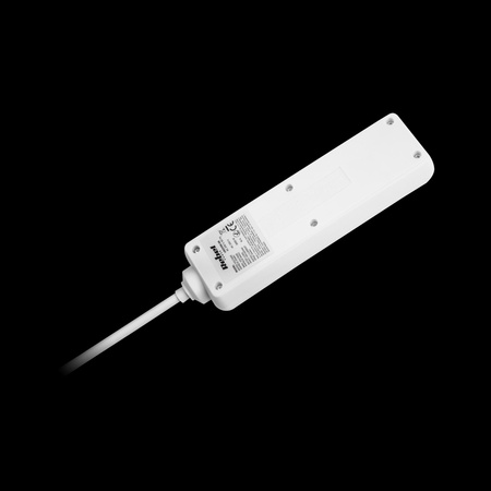 Przedłużacz biały Rebel 3 gniazda , kabel 3m (3x1,5mm) z przełącznikiem