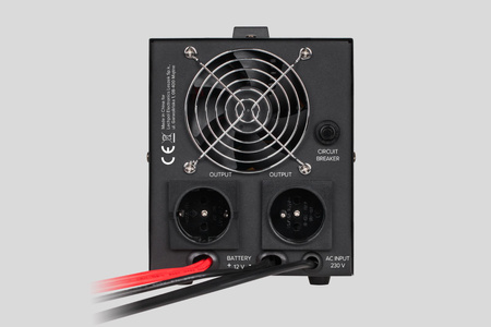 Zasilacz Awaryjny Rebel POWER-800 - przetwornica z czystym przebiegiem sinusoidalnym i funkcją ładowania 12V 230V 800VA/500W