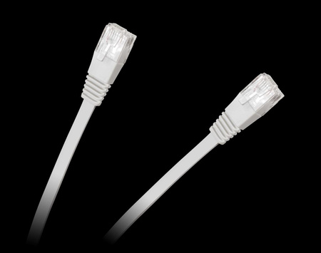 Patchcord płaski UTP 8c wtyk-wtyk 5.0m CCA biały cat.6e