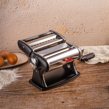 Maszynka do makaronu, ręczna, 3 grubości: 2/6/150 mm, stalowa, KINGHoff, KH-1957 KH-1957