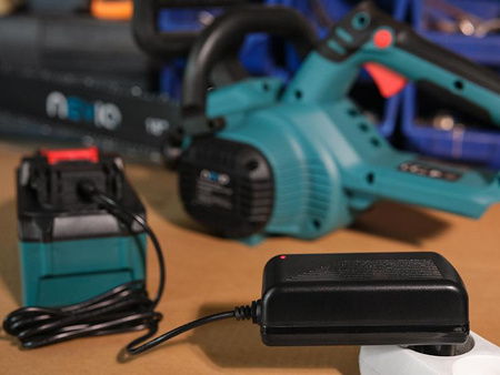 Ładowarka NEVIQ 4.0Ah 40V