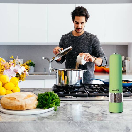 Młynek do soli, pieprzu i przypraw PM-101 zielony Łucznik