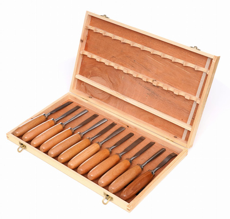 DŁUTA RZEŹBIARSKIE 12EL. KD11775 - KRAFT&DELE