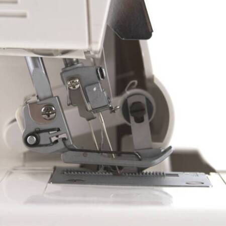 Overlock Łucznik 820D5